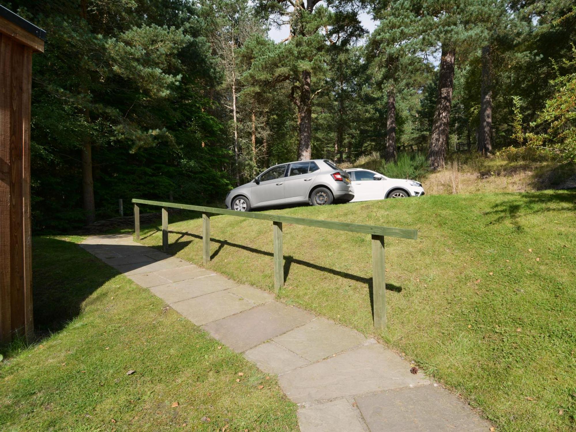 Amazing Cottage With Private Indoor Swim Pool And Hot Tub Grantown-on-Spey Exteriör bild
